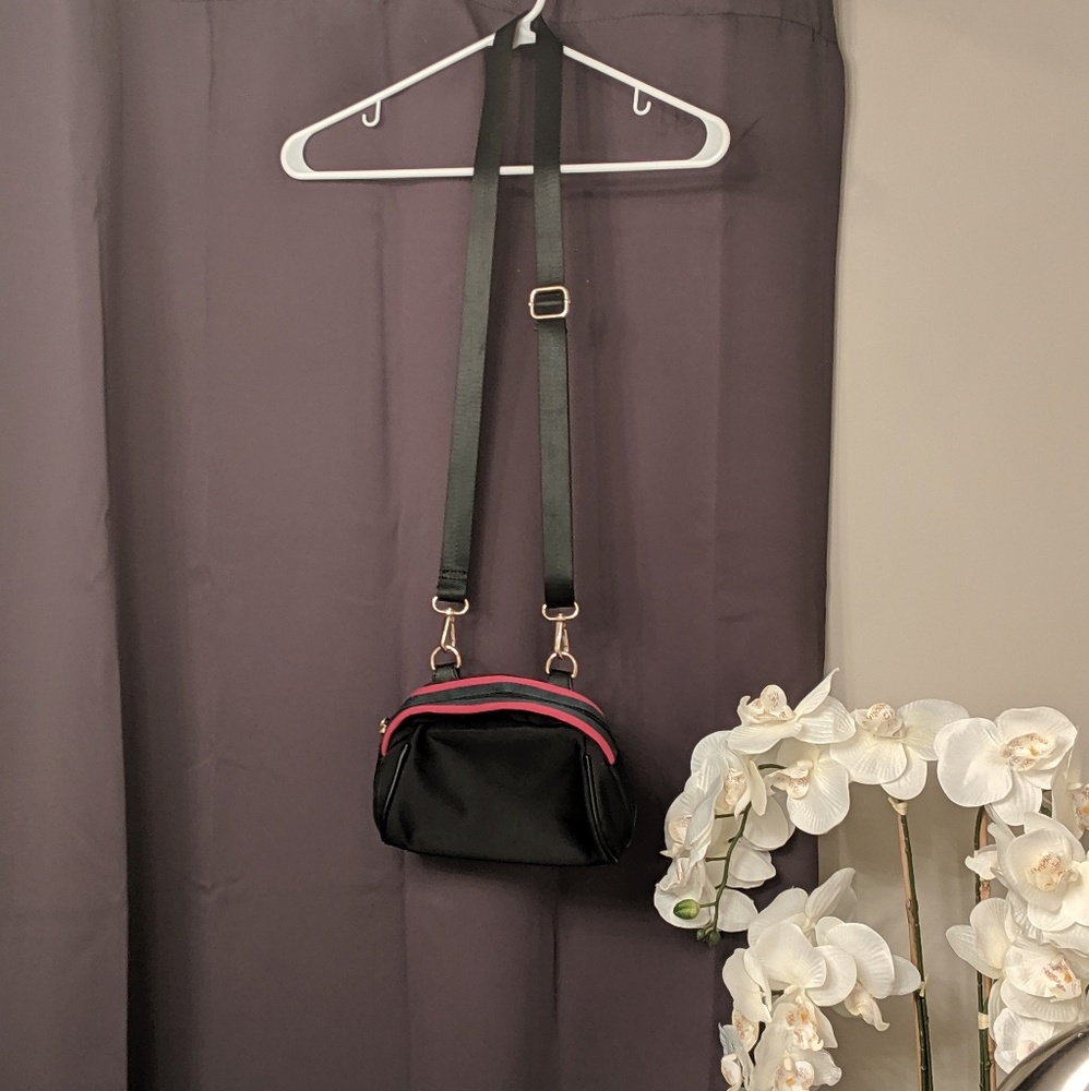 Green and red stripe Sondra Roberts Crossbody